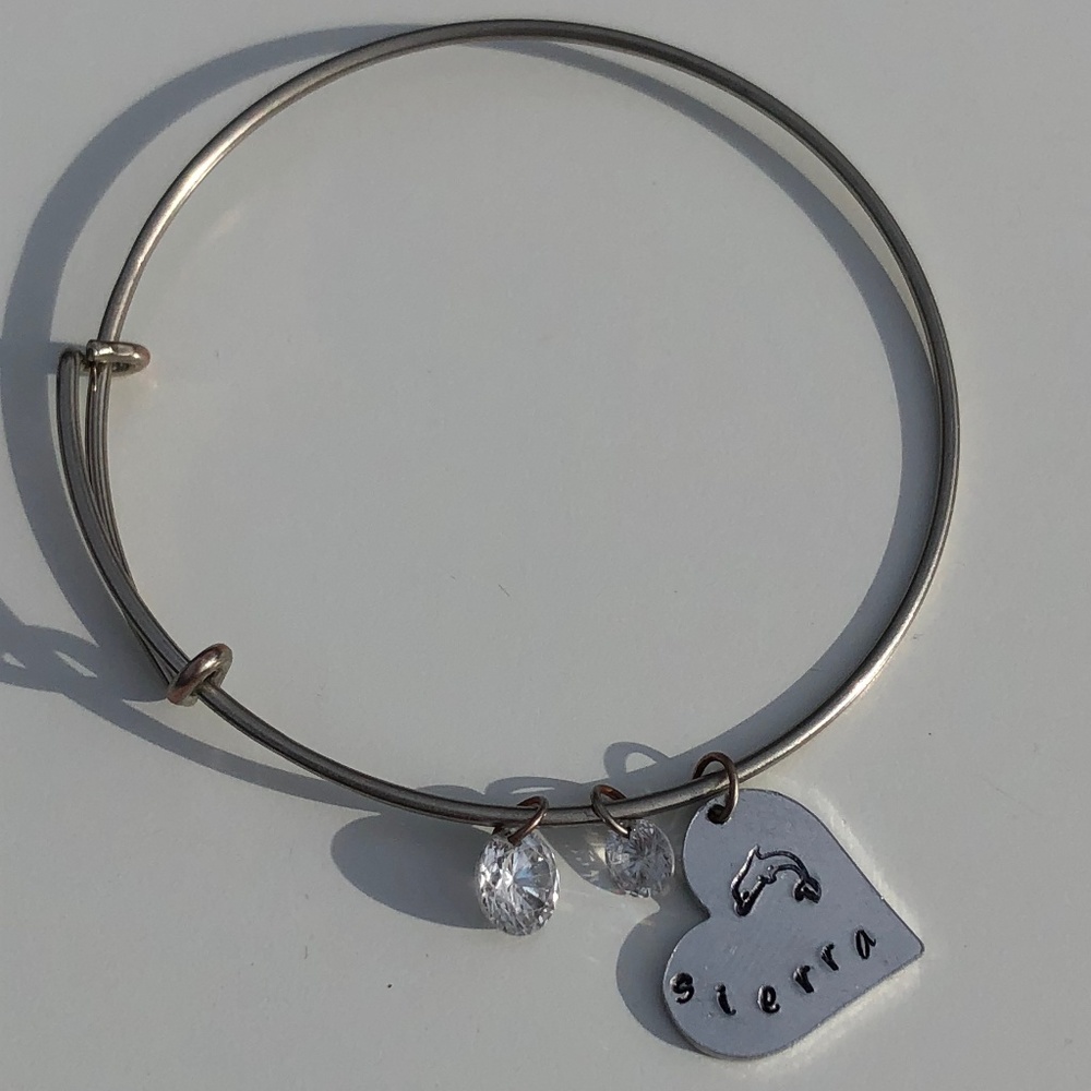 Personalized bracelet for mom, dog mom jewelry